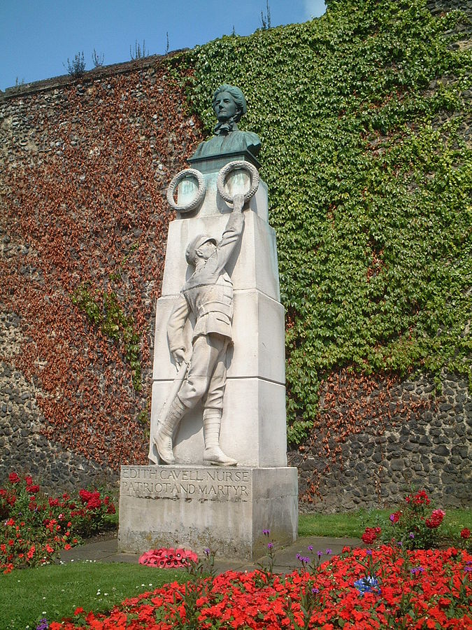 Edith_Cavell_monument