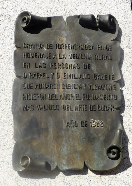 Granja de Torrehermosa. Monumento a la Medicina Rural B (4)