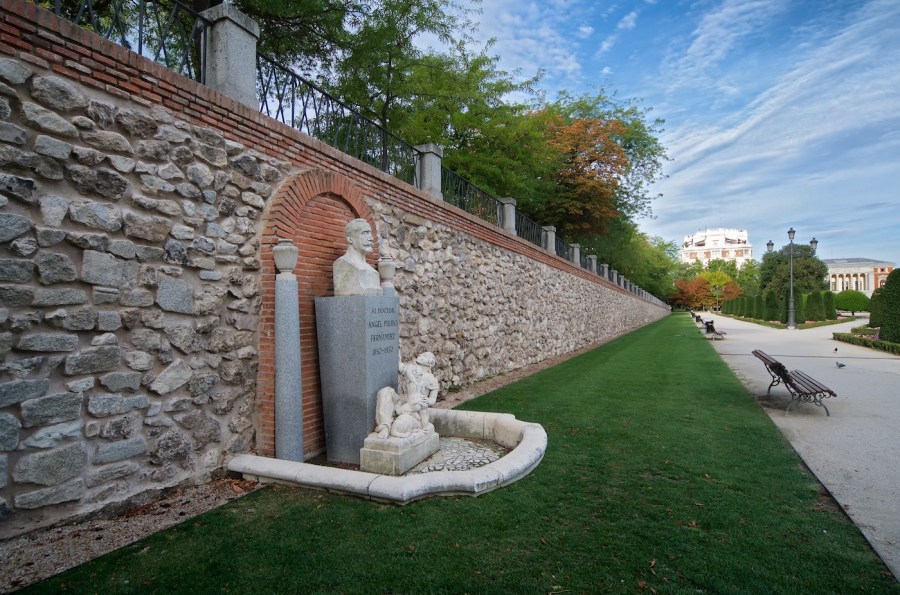 MM08303_AD256_Doctor Angel Pulido Fernandez_002